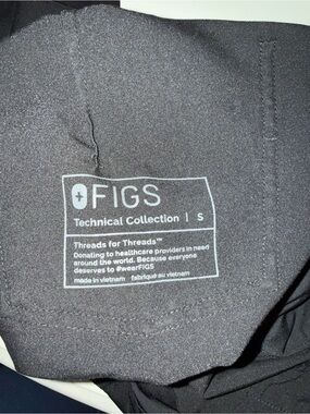 FIGS High Waisted Dowa Scrub Pants